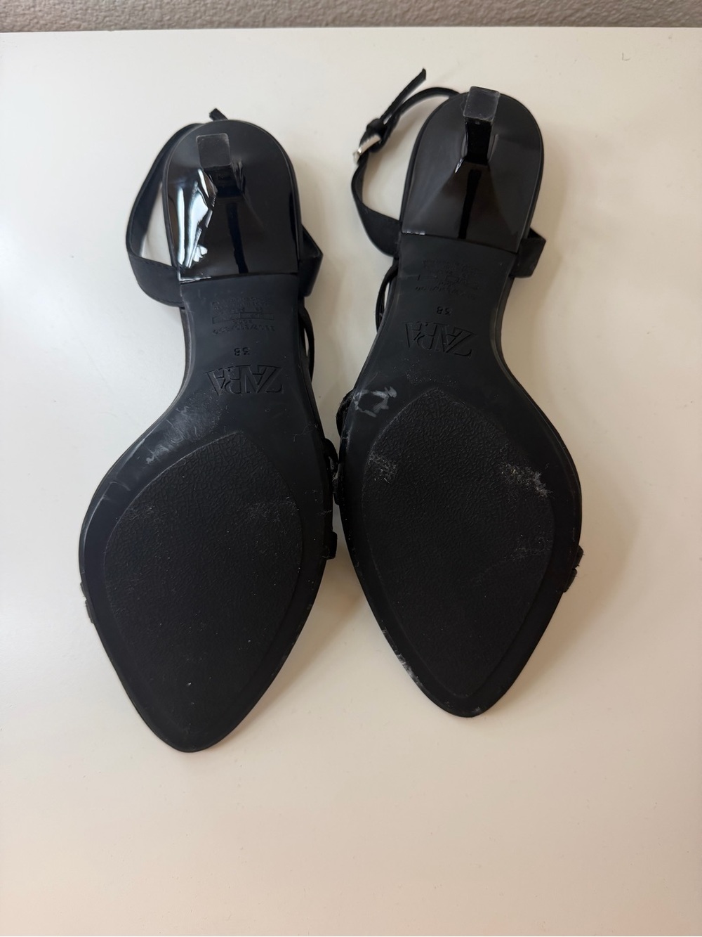 Zara Black Strappy Mid-Heel Sandals ( SIZE 7.5) - Picture 2 of 4